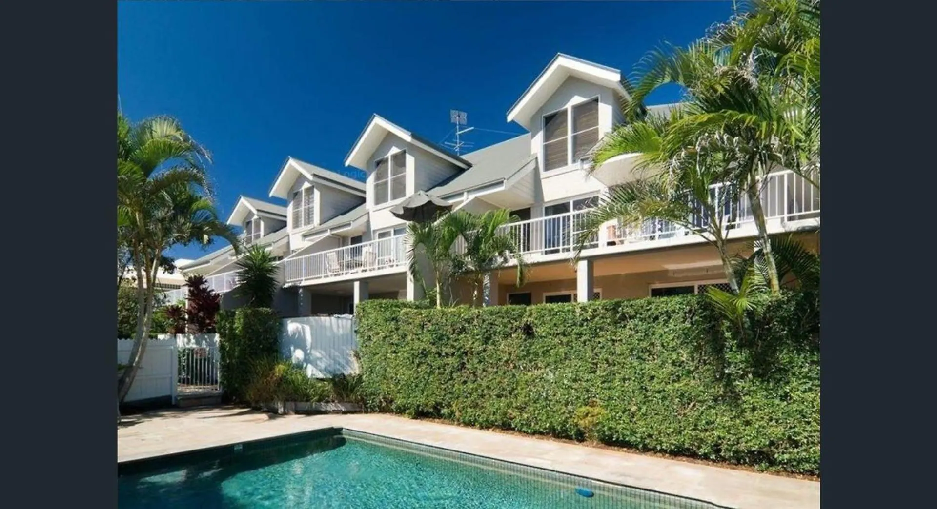 Byron Bay Accom - Seasalt - 4 34 Cavvanbah St Byron Bay