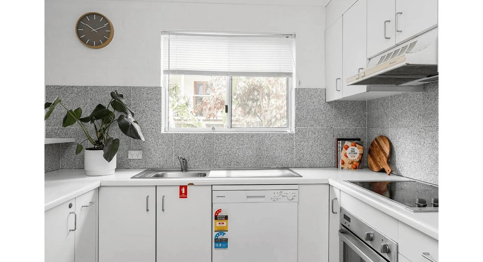 Byron Bay Accom - Seasalt - 4 34 Cavvanbah St